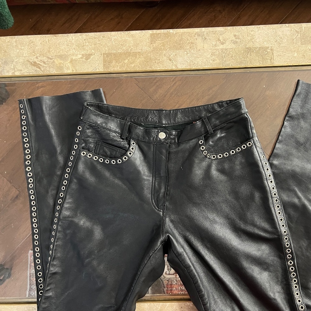Jim & Marylou black BUTTER SOFT leather pant w/finished grommets hem Size 10